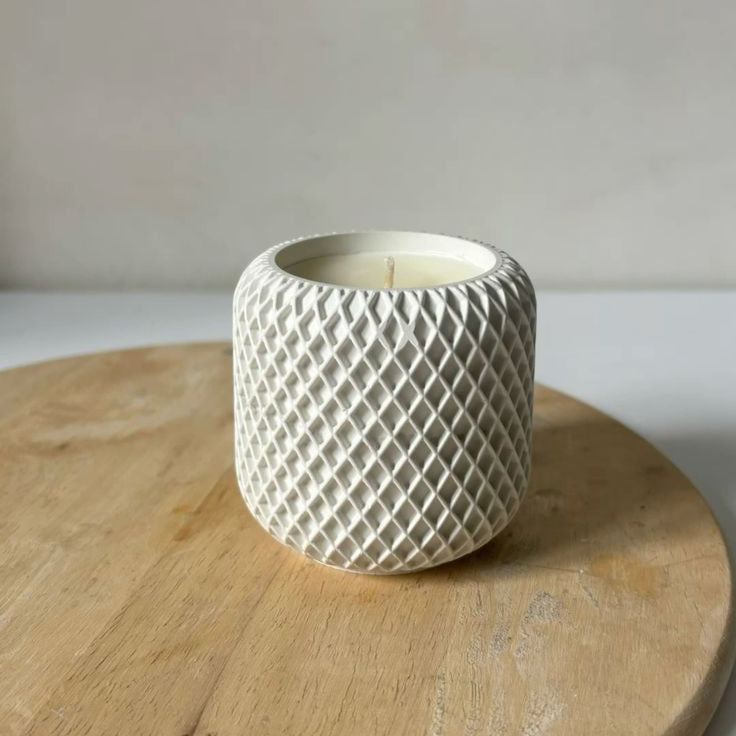 Mesh Pot Jar Candle – Rustic Elegance in Wax
