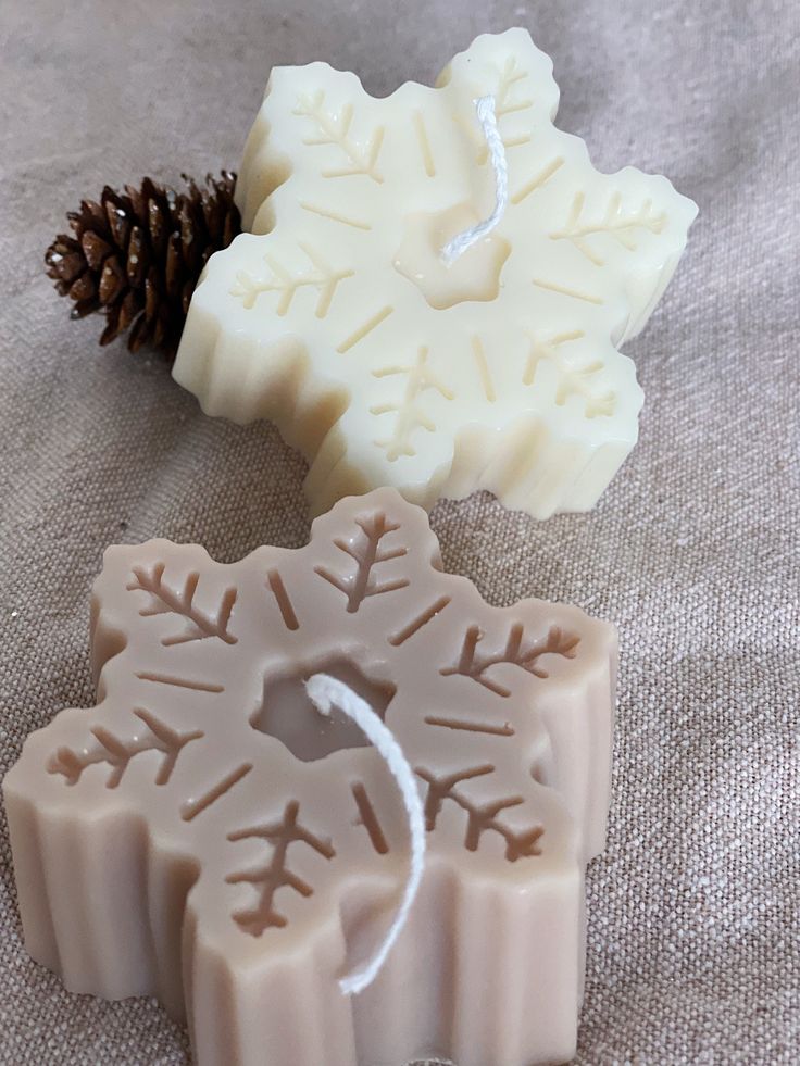 Snowflake Glow Candle
